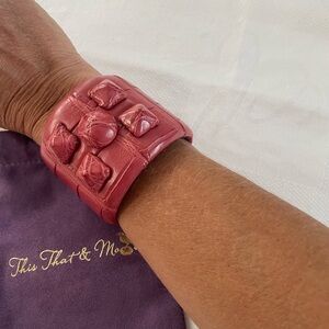 Alligator cuff bracelet